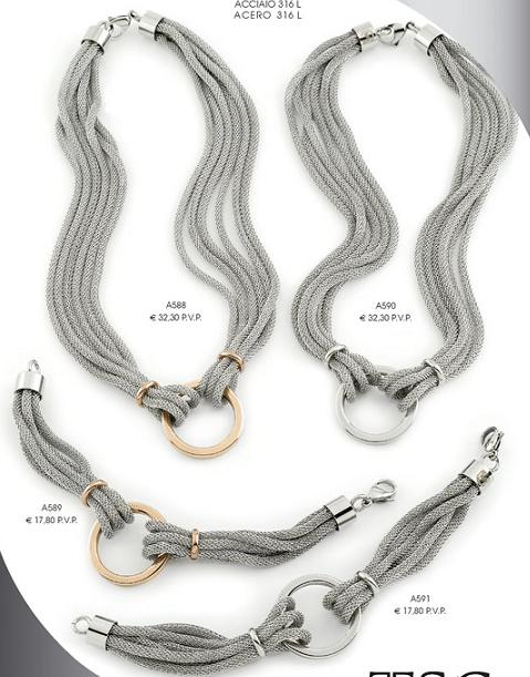 Collares y gargantillas de acero (GA-004)